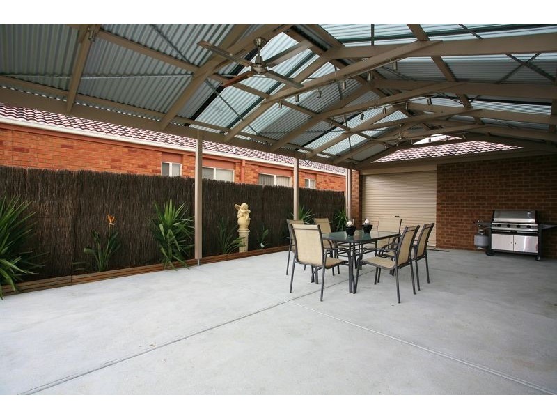 Cranbourne West VIC 3977