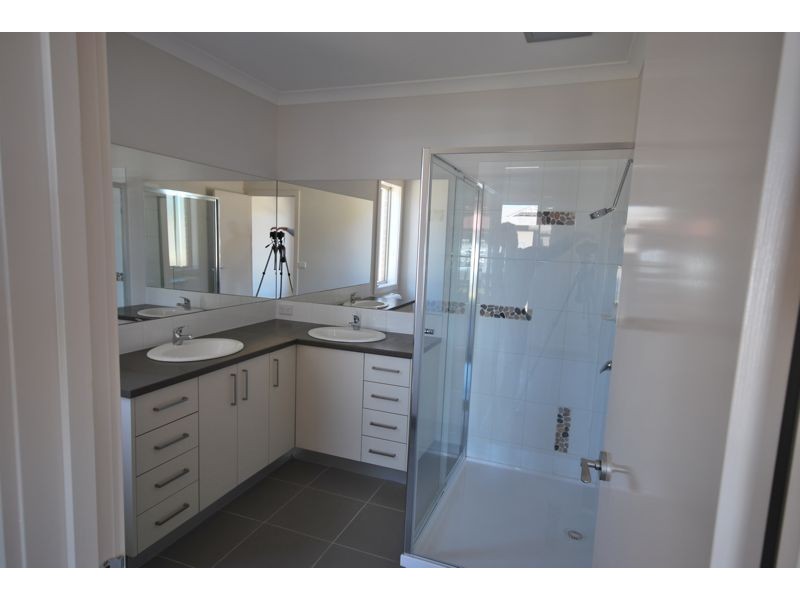 Cranbourne East VIC 3977