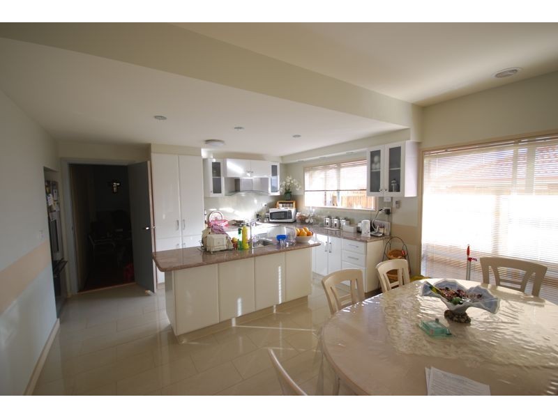 Cranbourne West VIC 3977