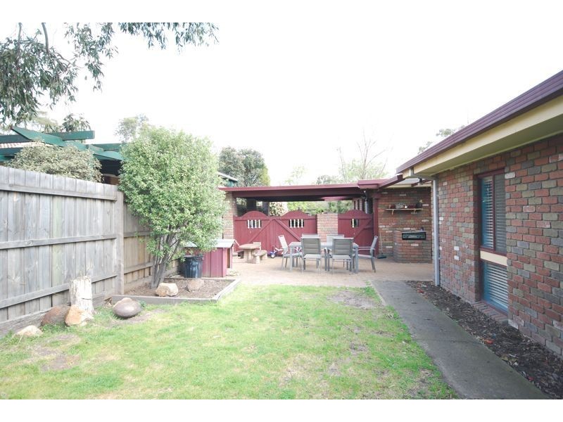 10 Hovell Court, Cranbourne VIC 3977