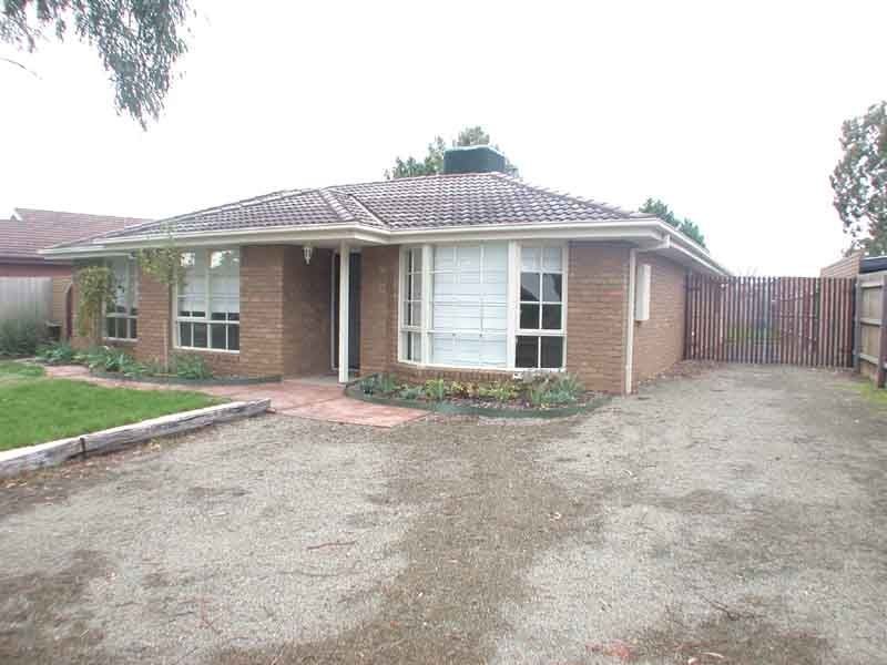 Cranbourne North VIC 3977