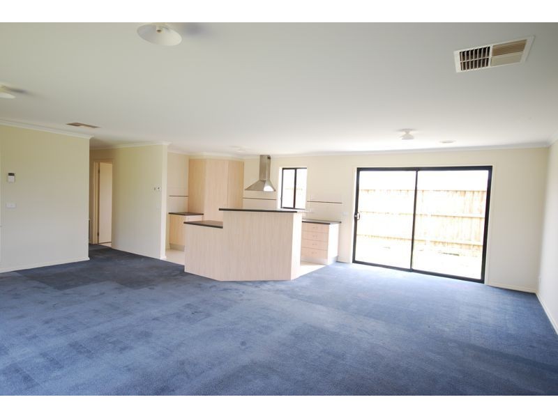 Cranbourne North VIC 3977