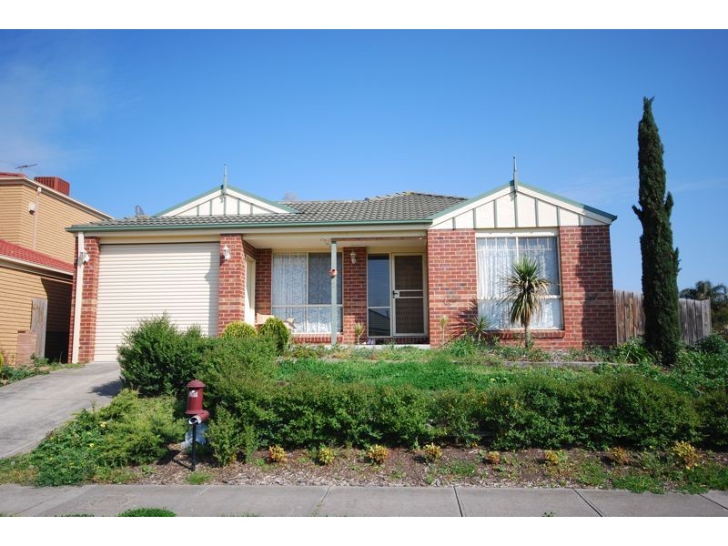 2  Mariner Close, Cranbourne North VIC 3977