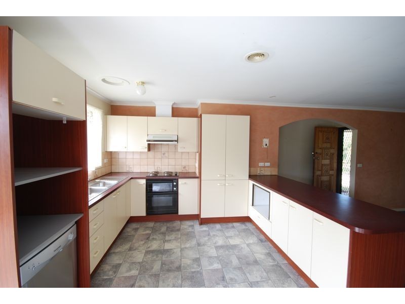 Cranbourne VIC 3977