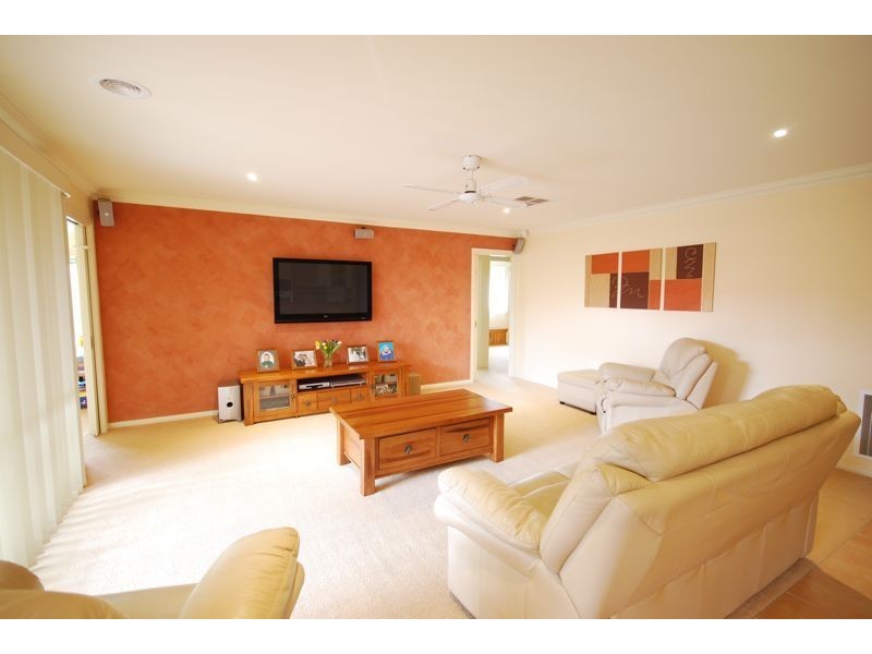 Cranbourne VIC 3977