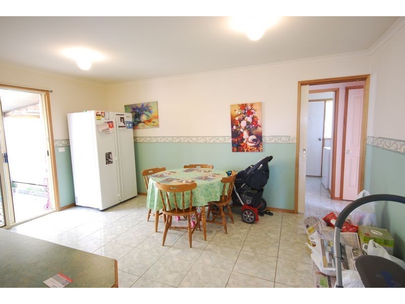 2 Mariner Close, Cranbourne North VIC 3977