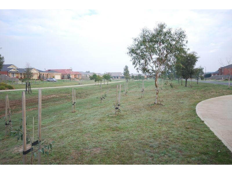 1 Kildare View, Cranbourne VIC 3977