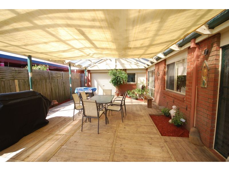 Cranbourne VIC 3977