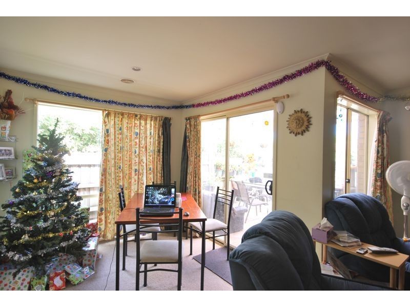 9 Trafalgar Way, Cranbourne East VIC 3977