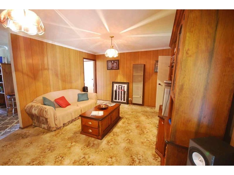 38 Chomley Street, Cranbourne VIC 3977