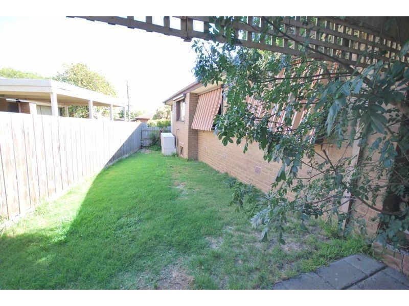 38 Chomley Street, Cranbourne VIC 3977