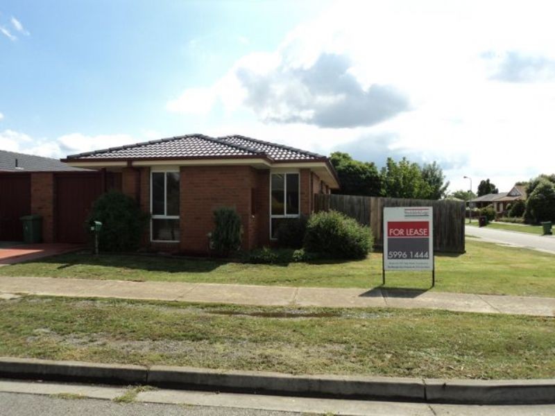 40 Jacinta Drive, Cranbourne West VIC 3977