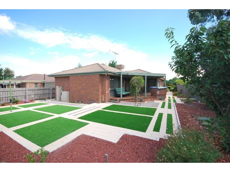 Cranbourne North VIC 3977