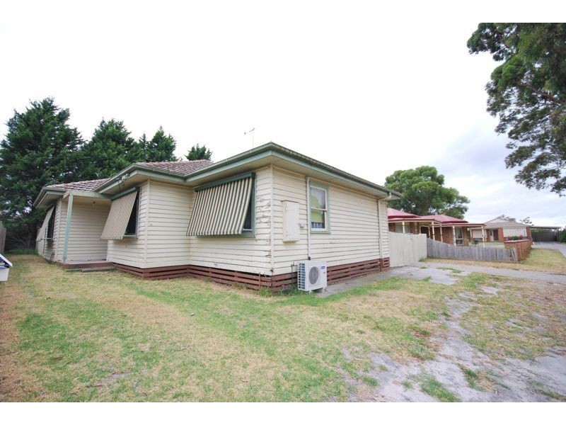 1/24 Craig Road, Junction Village VIC 3977