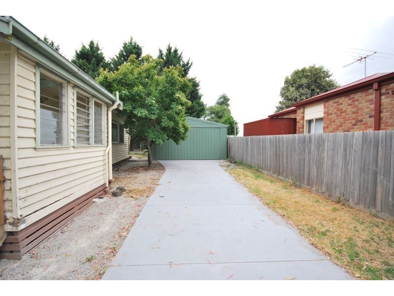 1/24 Craig Road, Junction Village VIC 3977
