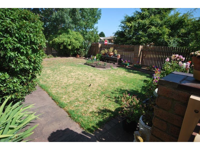 Cranbourne North VIC 3977