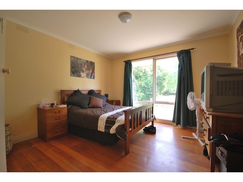 32 Browns Road, Devon Meadows VIC 3977