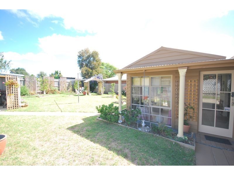 Cranbourne VIC 3977