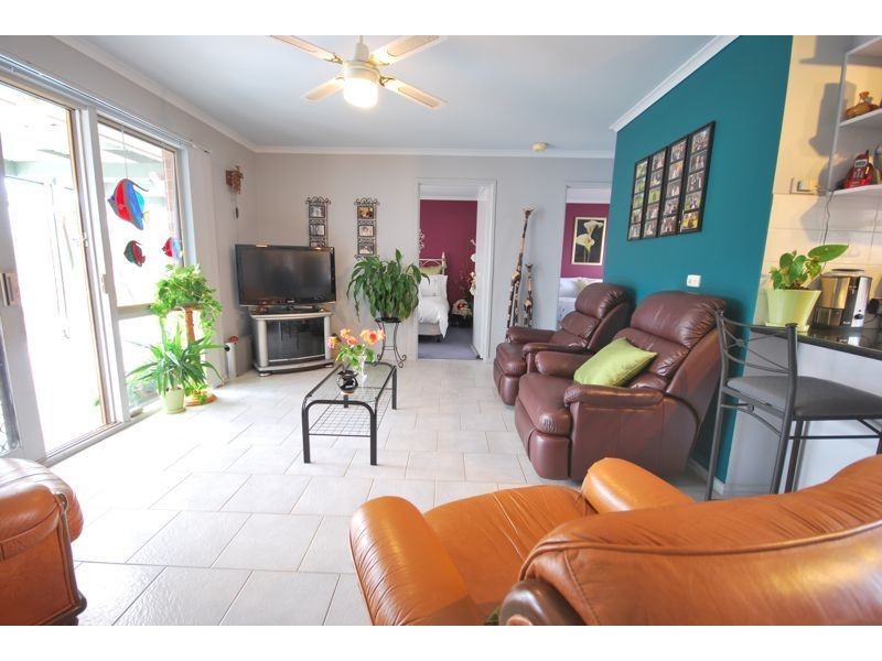 14 Broome Crescent, Cranbourne North VIC 3977