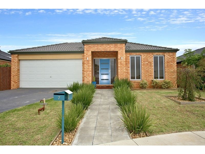 7 Tea Tree Court, Lyndhurst VIC 3975
