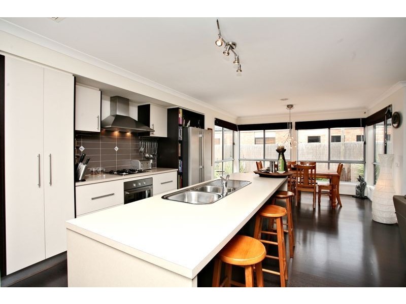 7 Tea Tree Court, Lyndhurst VIC 3975