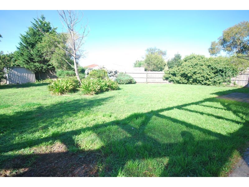 Cranbourne North VIC 3977