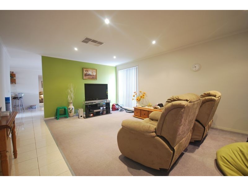 Cranbourne West VIC 3977