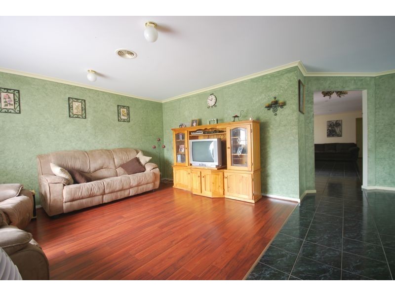 Cranbourne North VIC 3977