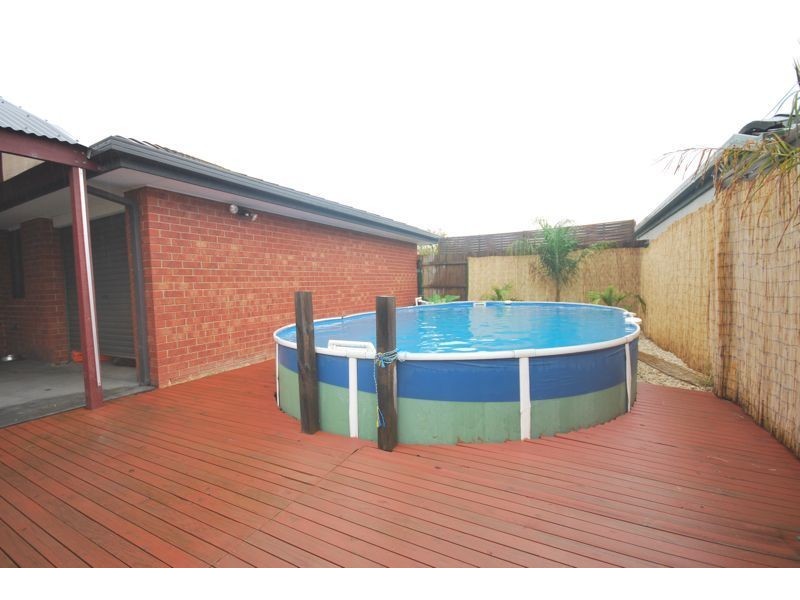 Cranbourne North VIC 3977