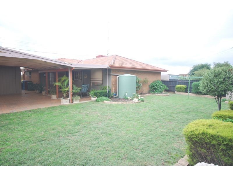 Cranbourne North VIC 3977