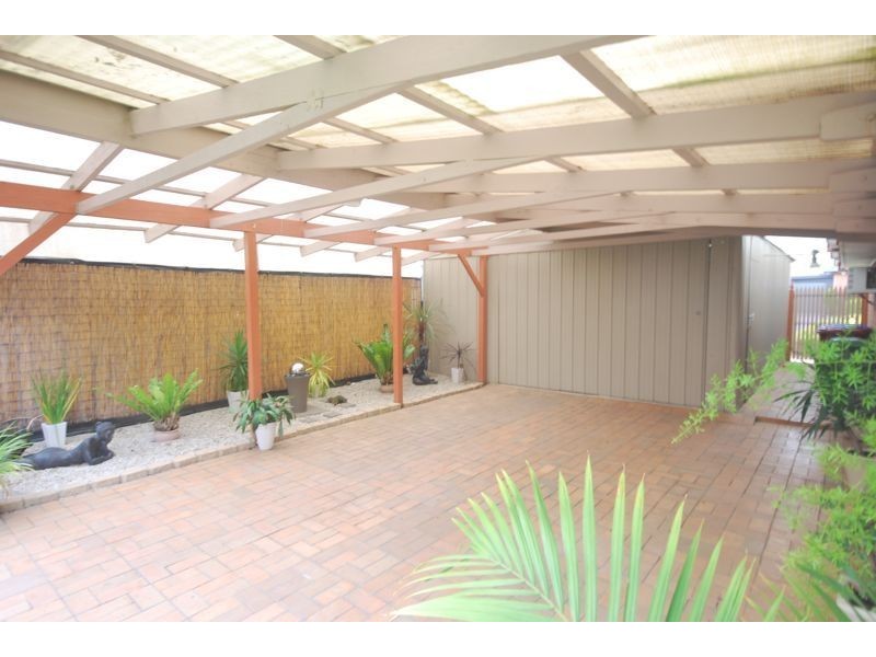 Cranbourne North VIC 3977