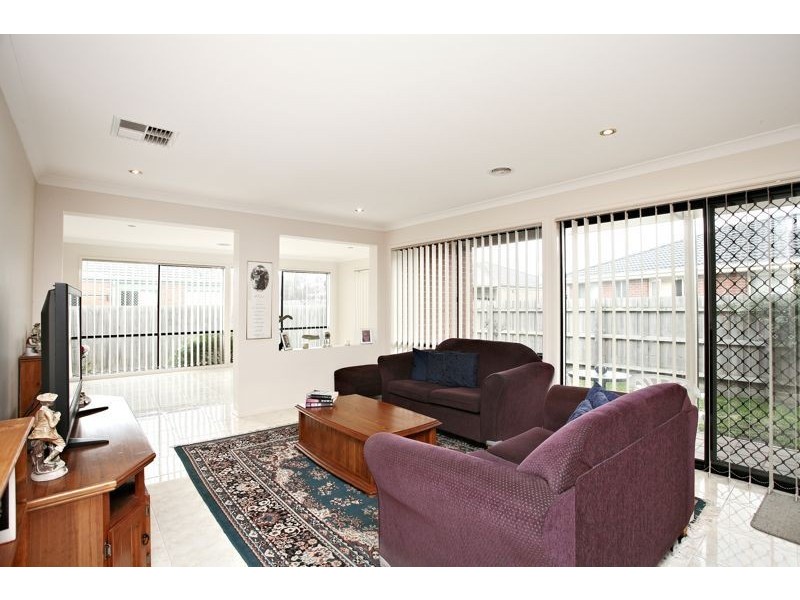 Cranbourne West VIC 3977