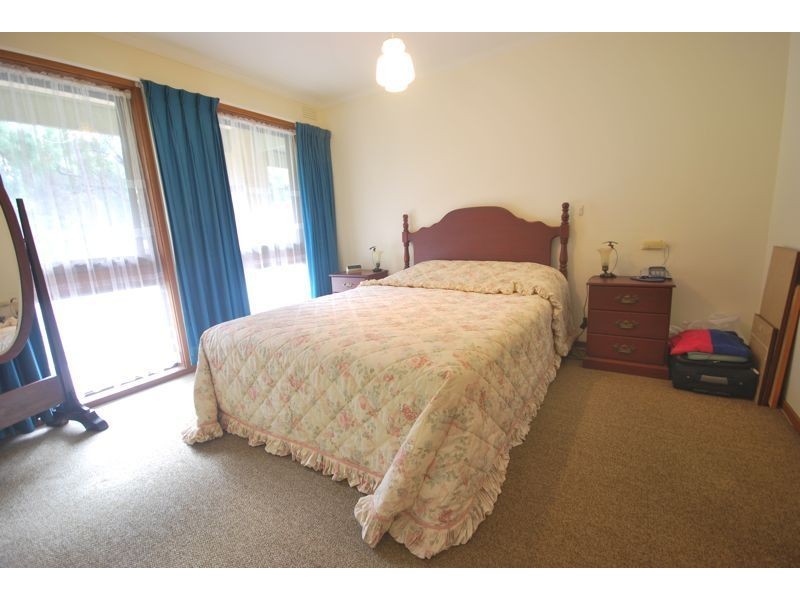 54 Glenalva Parade, Cannons Creek VIC 3977