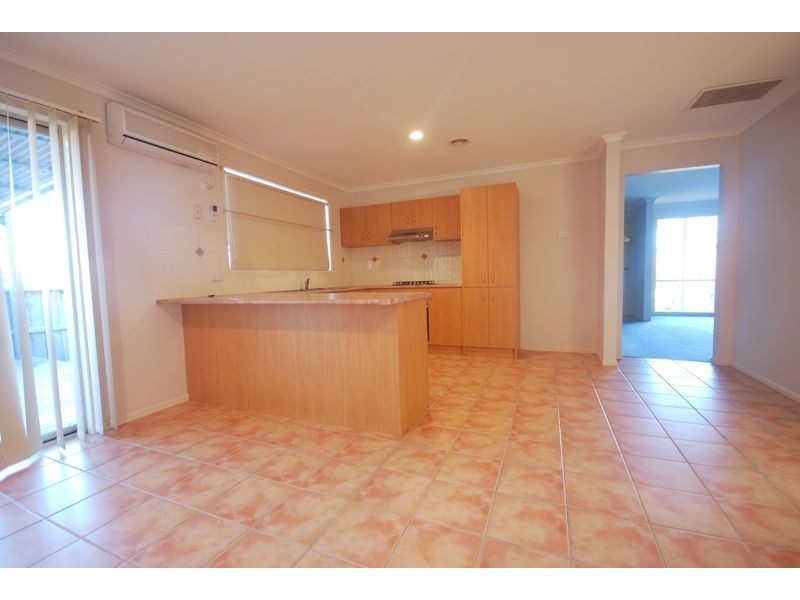 54 Cornwell Crescent, Cranbourne East VIC 3977