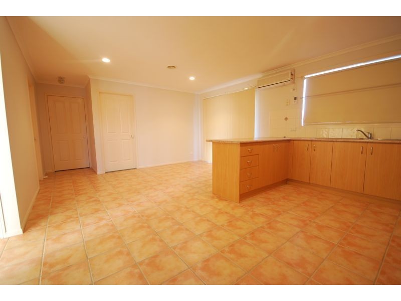54 Cornwell Crescent, Cranbourne East VIC 3977