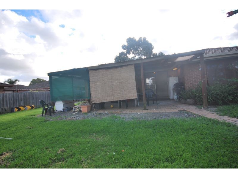 14 Heywood Crescent, Cranbourne North VIC 3977