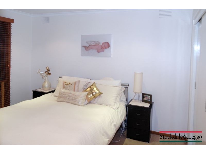 17 Glendoon Road, Cranbourne VIC 3977