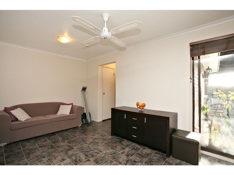 7 Josephine Avenue, Cranbourne North VIC 3977