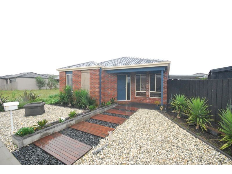 Cranbourne West VIC 3977