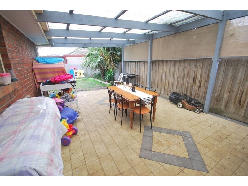 7 Nyah Place, Cranbourne West VIC 3977