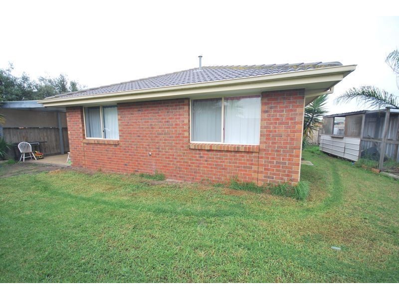 7 Nyah Place, Cranbourne West VIC 3977