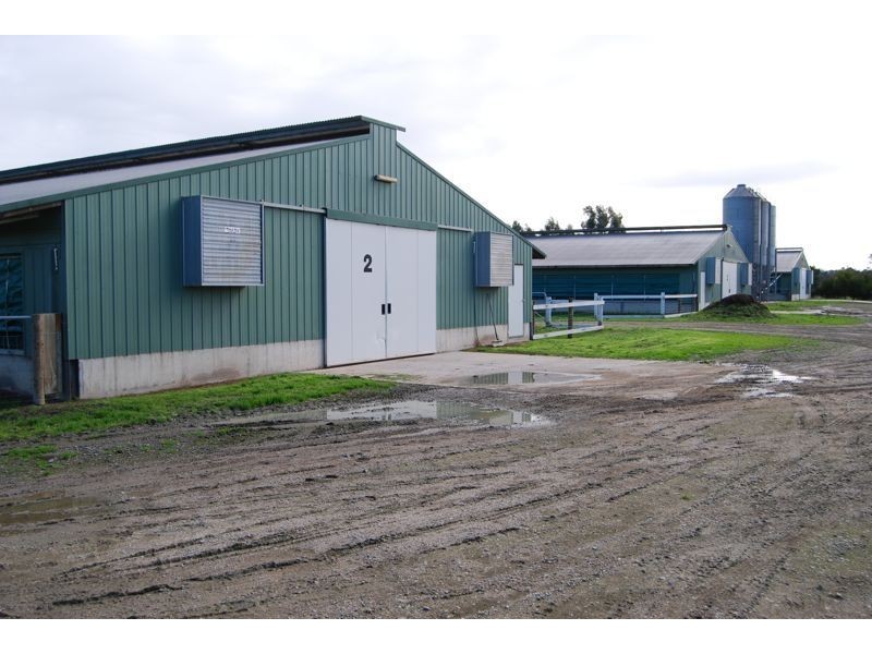 260 McCraws Road, Nar Nar Goon VIC 3812