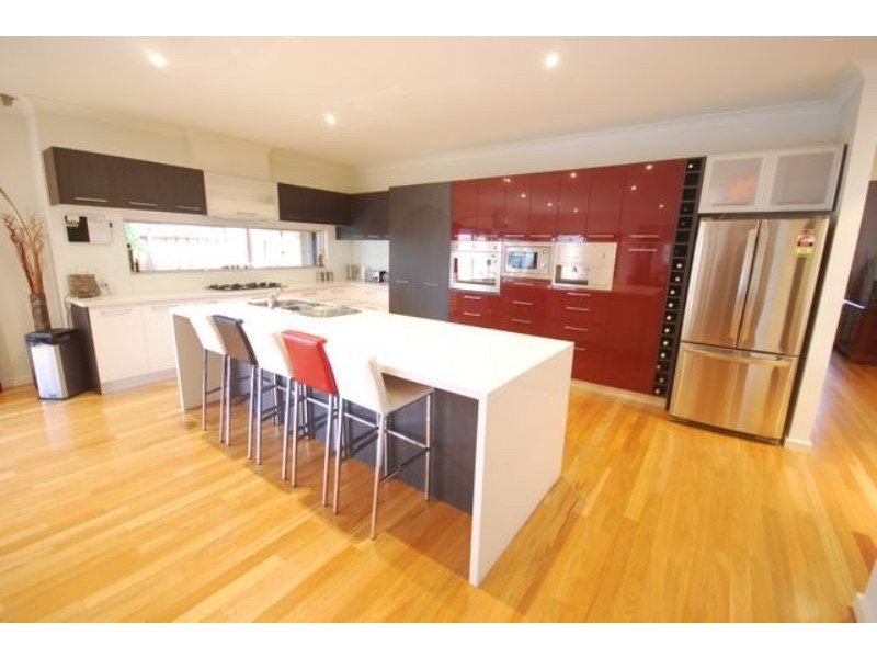 Cranbourne North VIC 3977