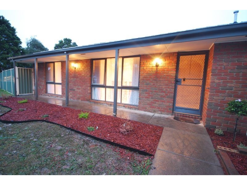Cranbourne North VIC 3977