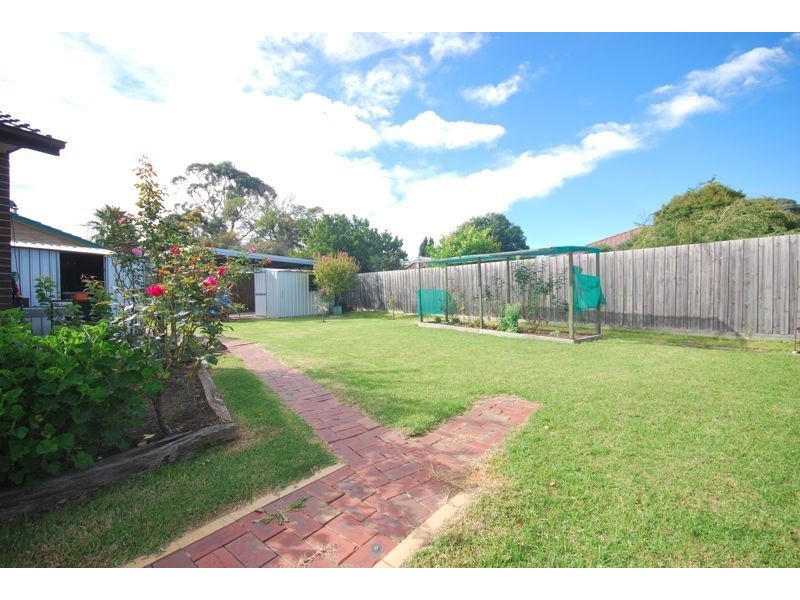 4 Wilam Court, Cranbourne VIC 3977