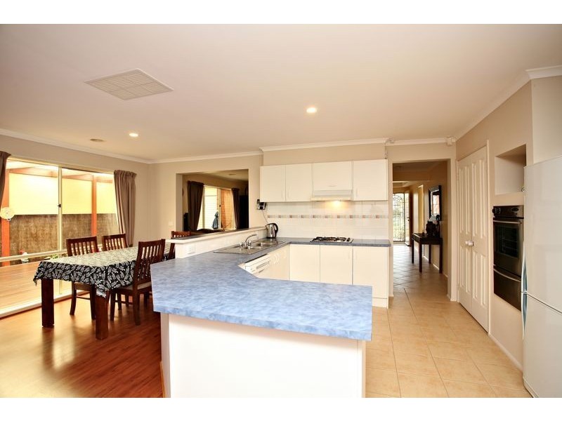 Cranbourne North VIC 3977