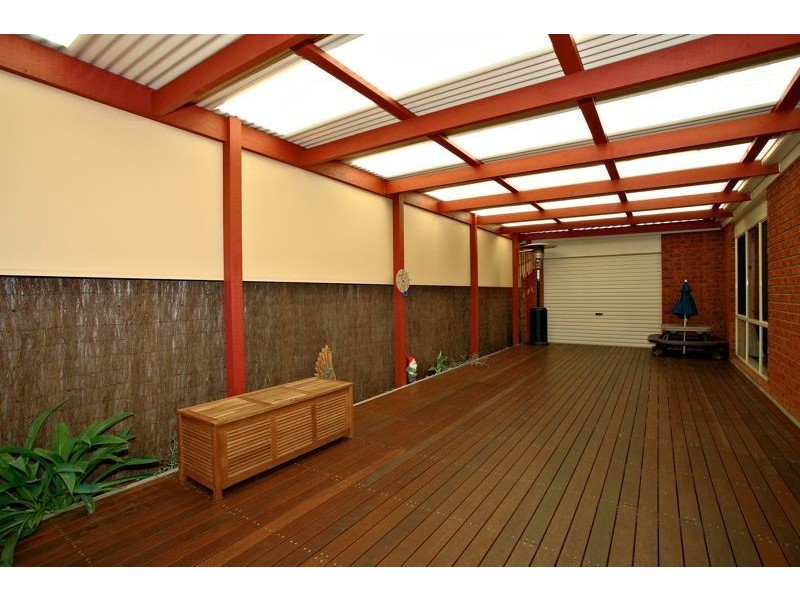 Cranbourne North VIC 3977