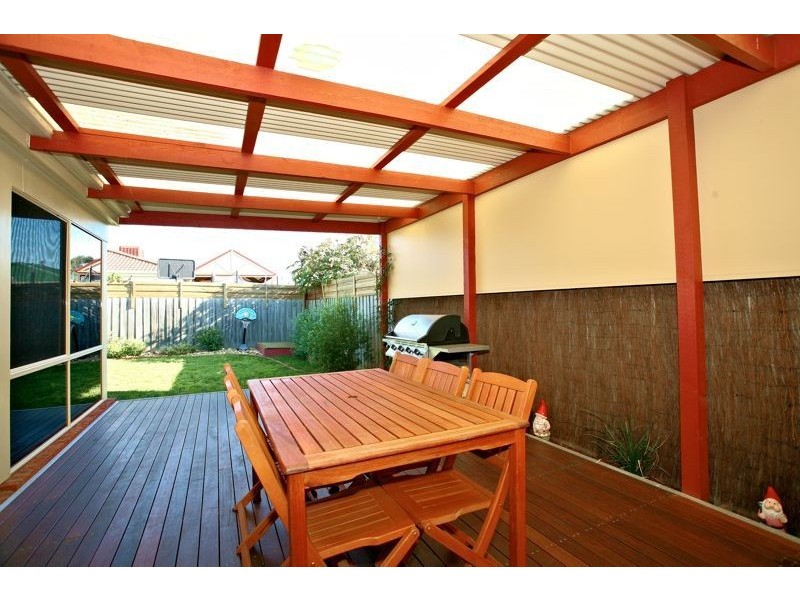 Cranbourne North VIC 3977