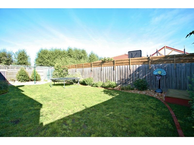 Cranbourne North VIC 3977