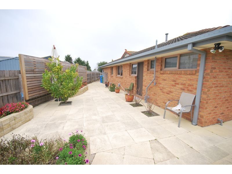 Cranbourne North VIC 3977